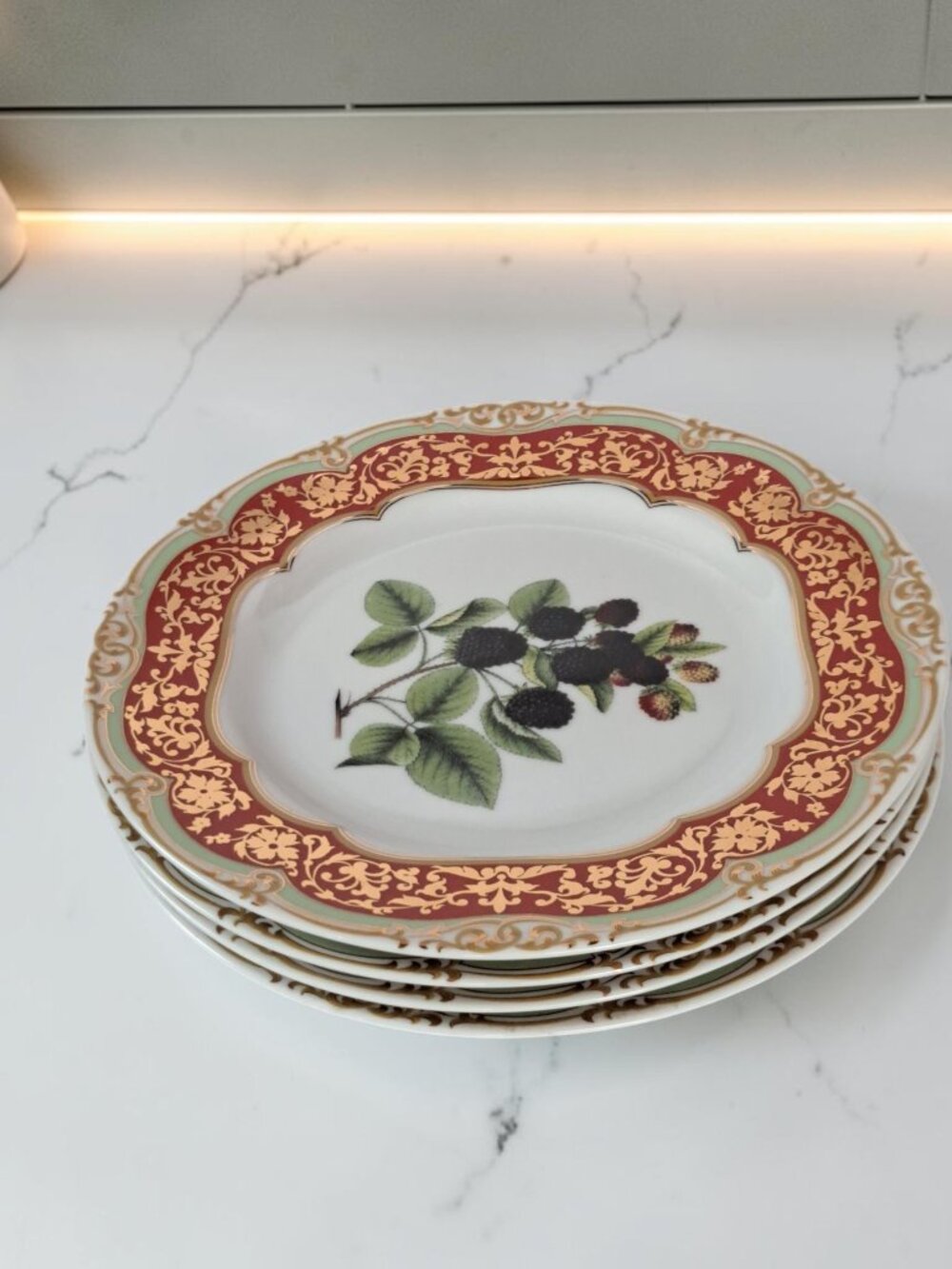Andrea By Sadek Honore WINTERTHUR Four Salad Plates 8.25" - Picture 3 of 14